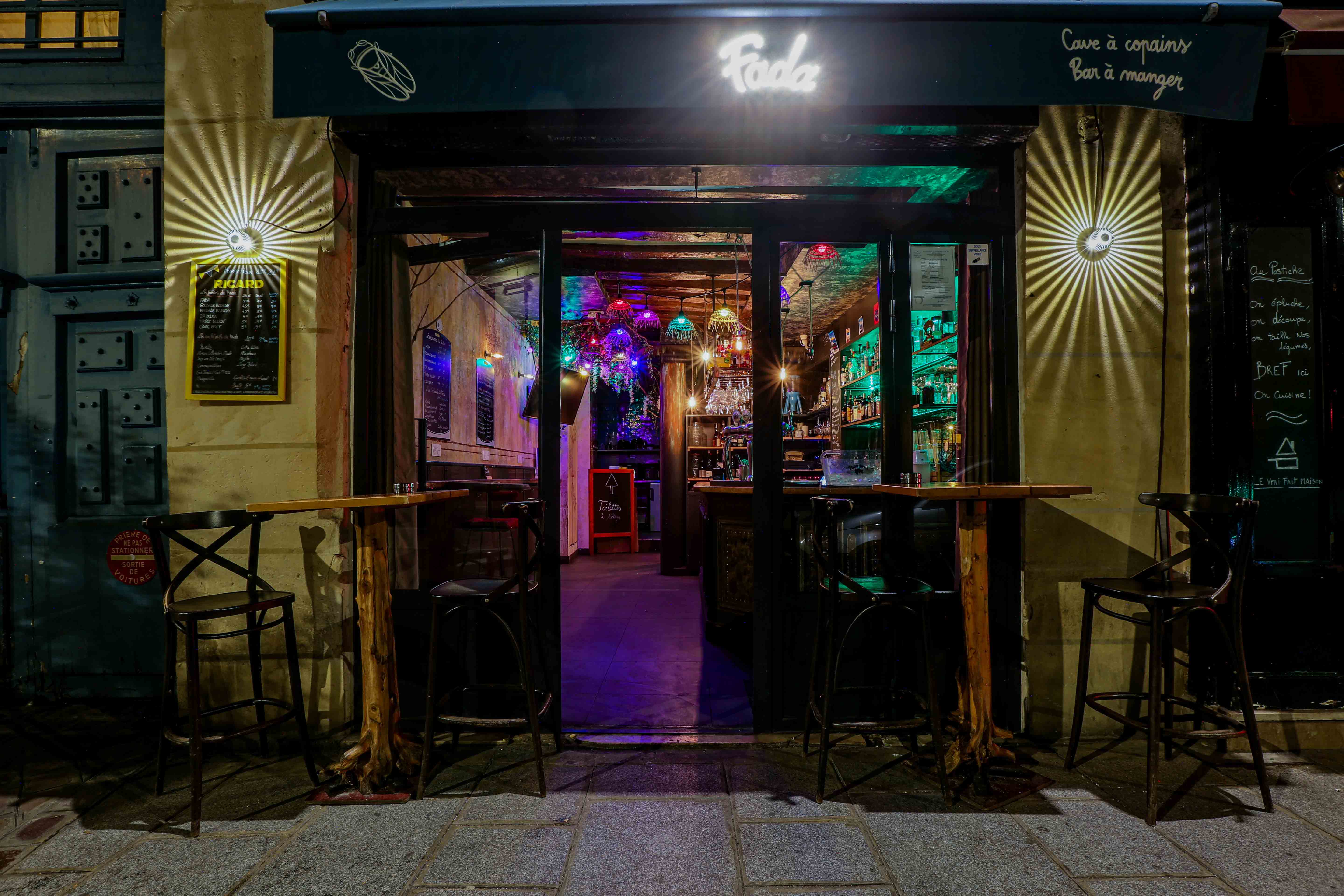 Le Fada Bar convivial à Châtelet